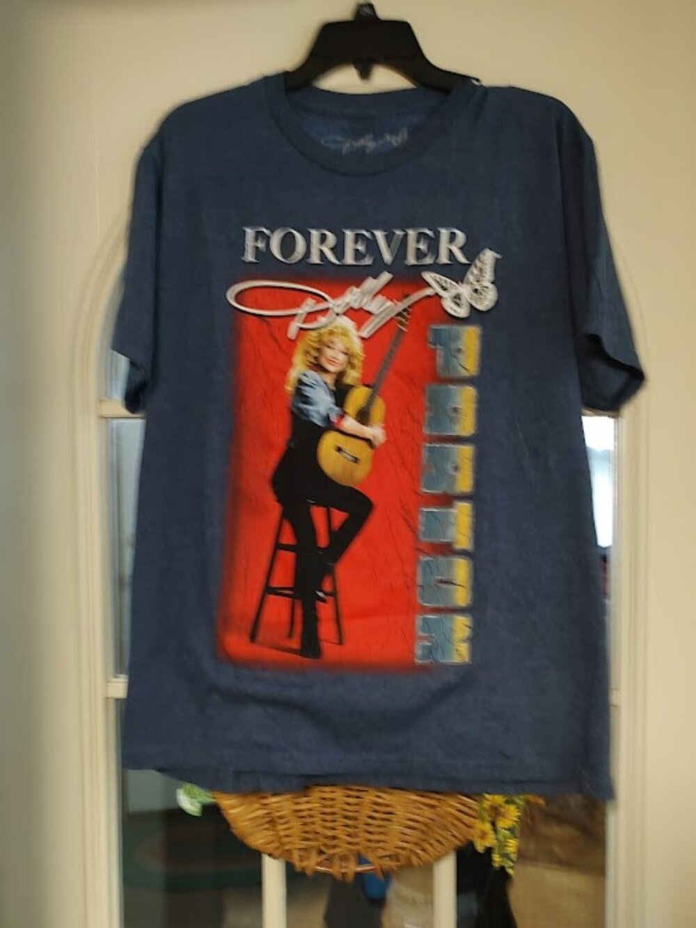 Forever Dolly Parton Blue Shirt Size Women's L